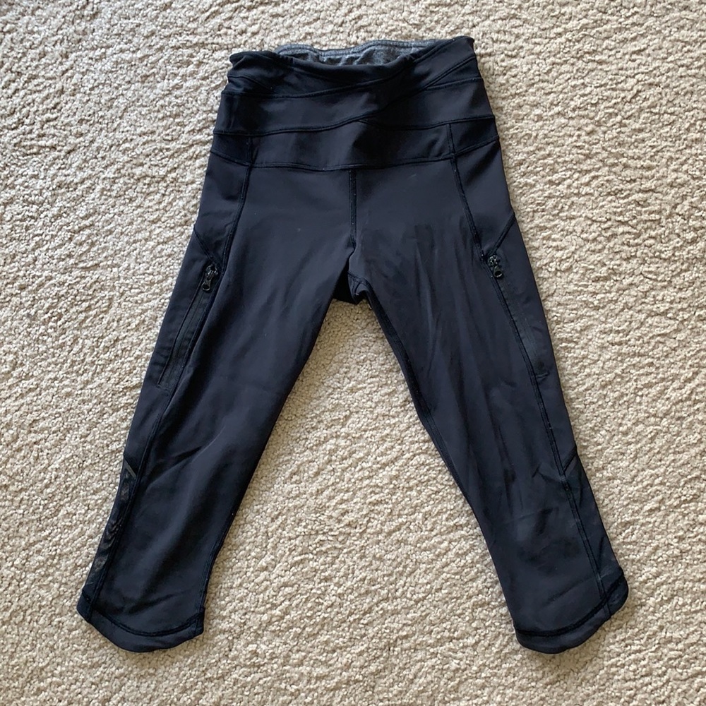 Lululemon High Waisted Cropped Leggings